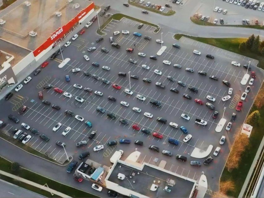 More than 120 cars line up for Krispy Kreme doughnuts in ...